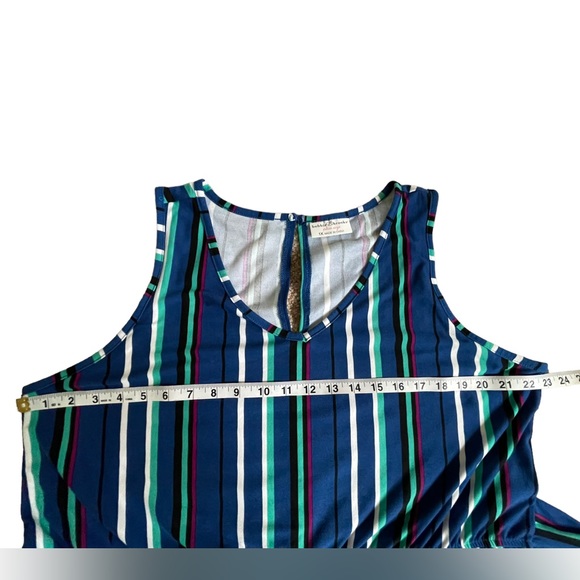 Striped Jumpsuit - Picture 5 of 6